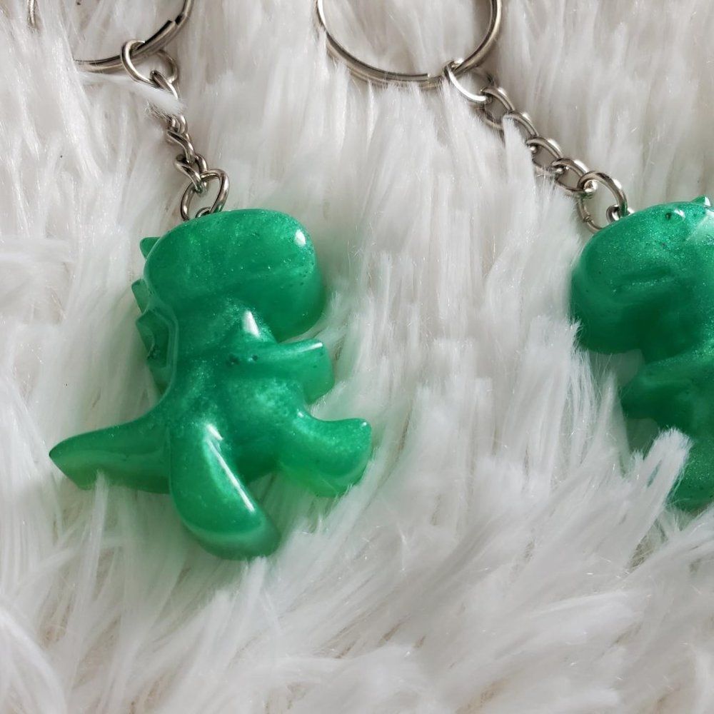 Dinosaur Resin Keychain   - Picture 7 of 16
